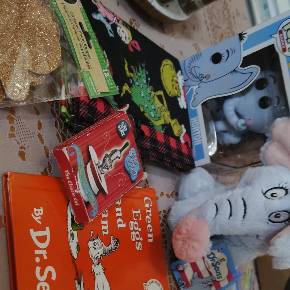 Dr. Seuss Horton Plush Toy - Light Blue and Pink